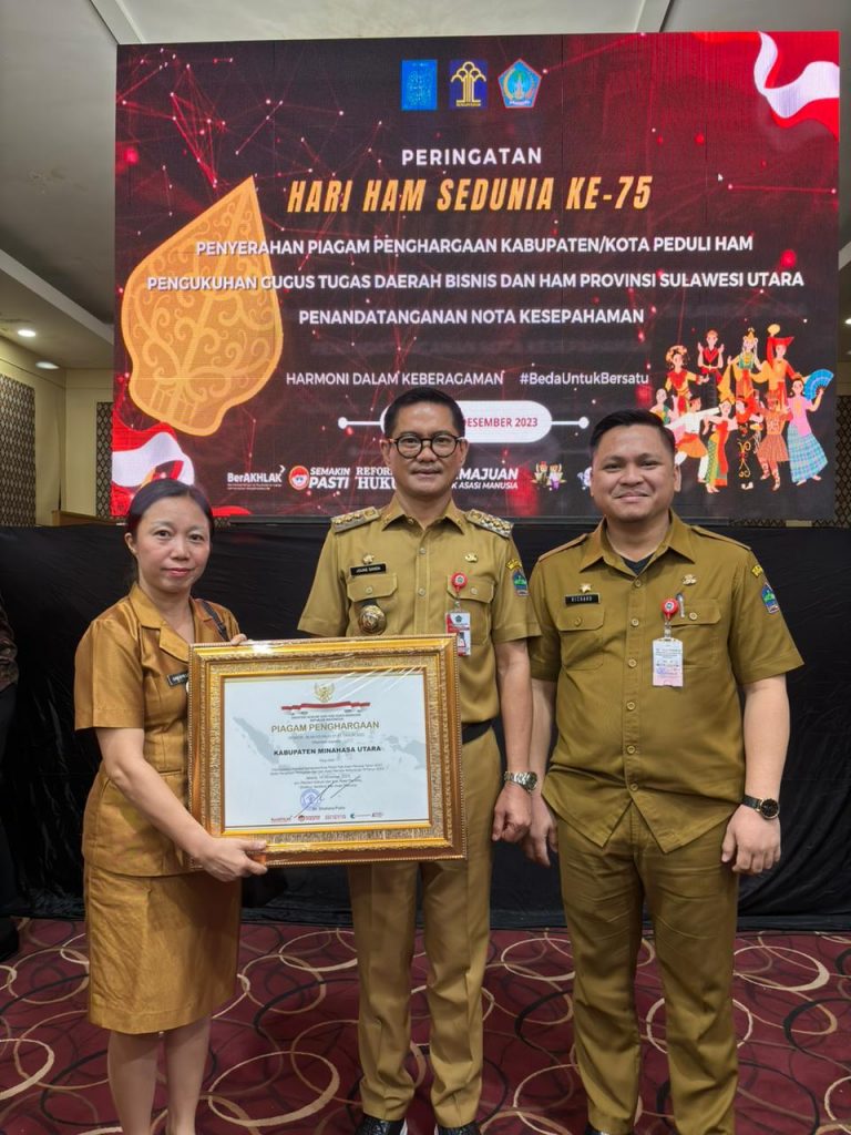 Hari Ham Sedunia Ke Bupati Joune Ganda Terima Award Minut Kabupaten