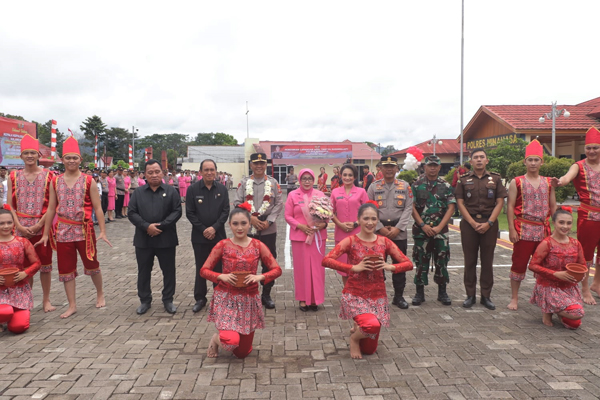 Kapolda Setyo Budiyanto Kunjungan Kerja Polres Minahasa