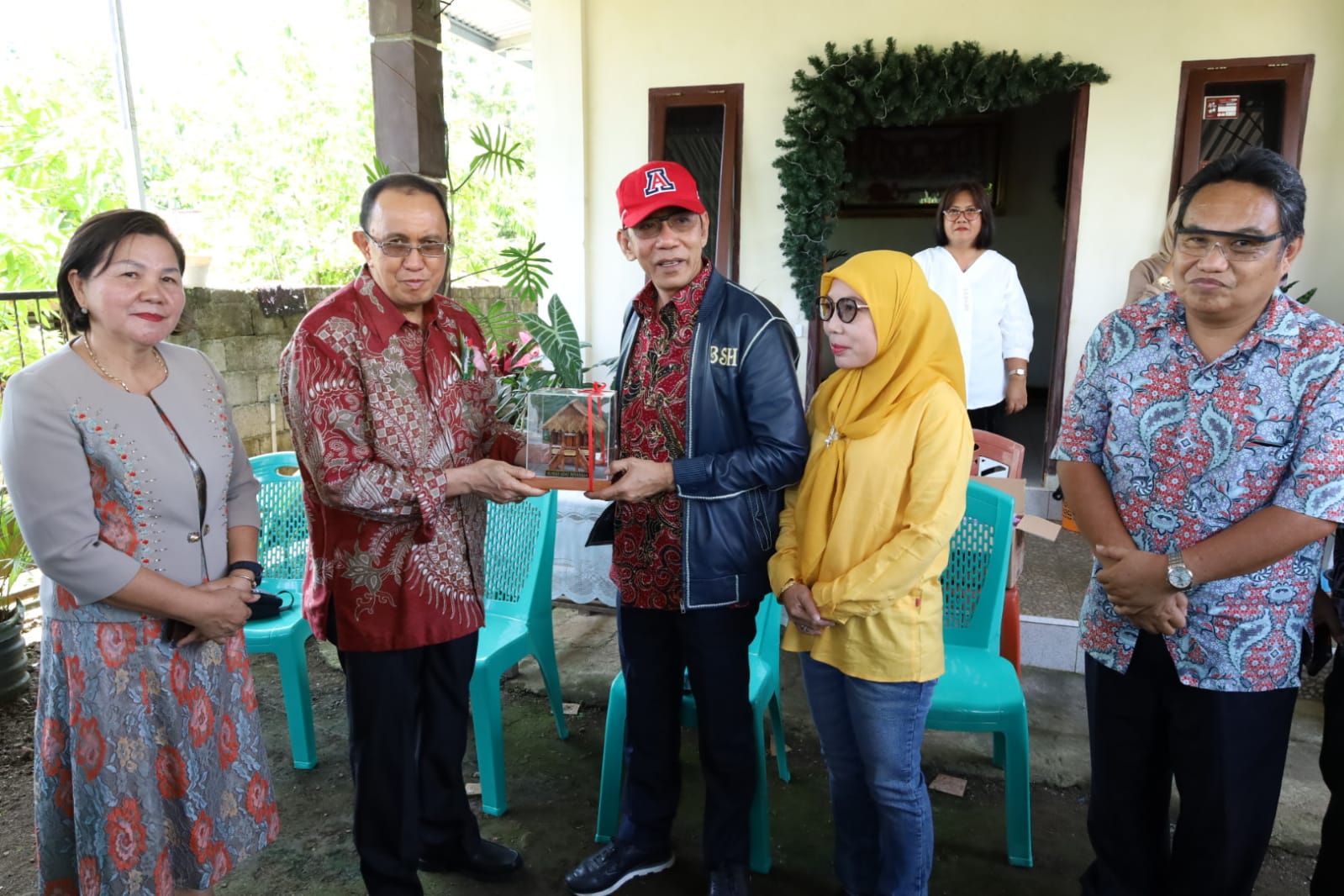 Bupati Royke Roring Terima Kunker Bupati Buton